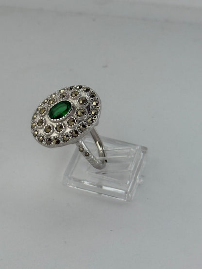 Anello in argento 925 radice di smeraldo