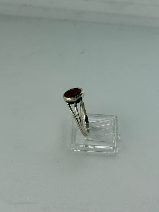 Anello in argento 925 granato rosso