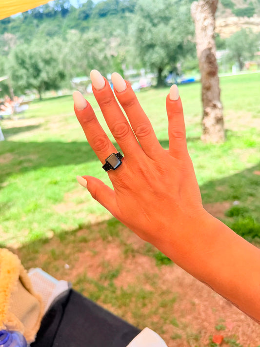 Anello in Argento 925 con Pietra Onice Nero – Eleganza Senza Tempo