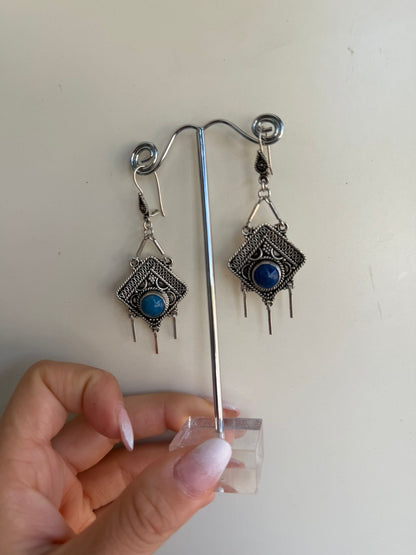 Orecchini pendenti in argento 925 con pietra lapis lazuli blu
