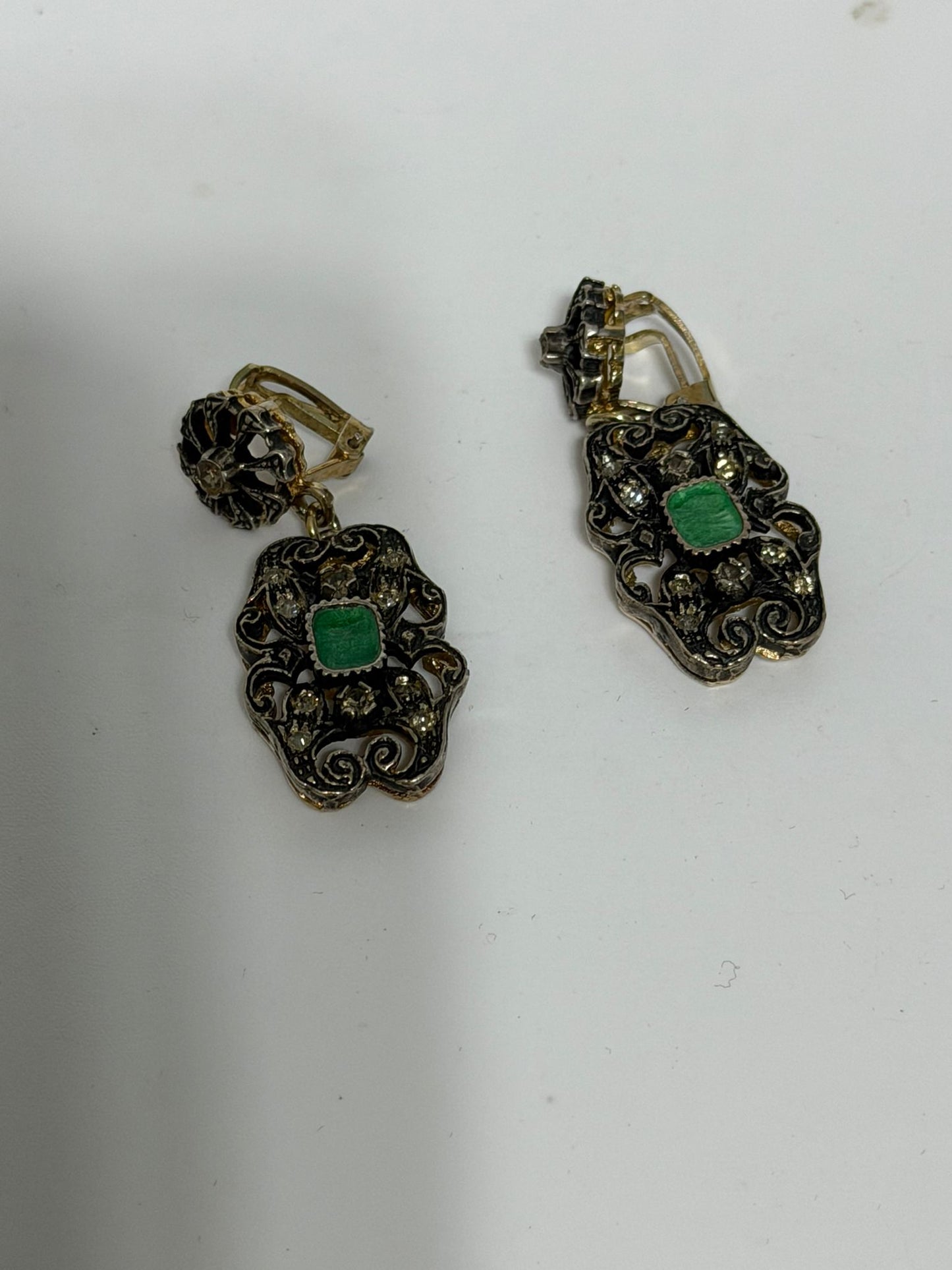 Orecchini in Argento 925 Smalto Verde con Bagno Oro e Pietre Bianche
