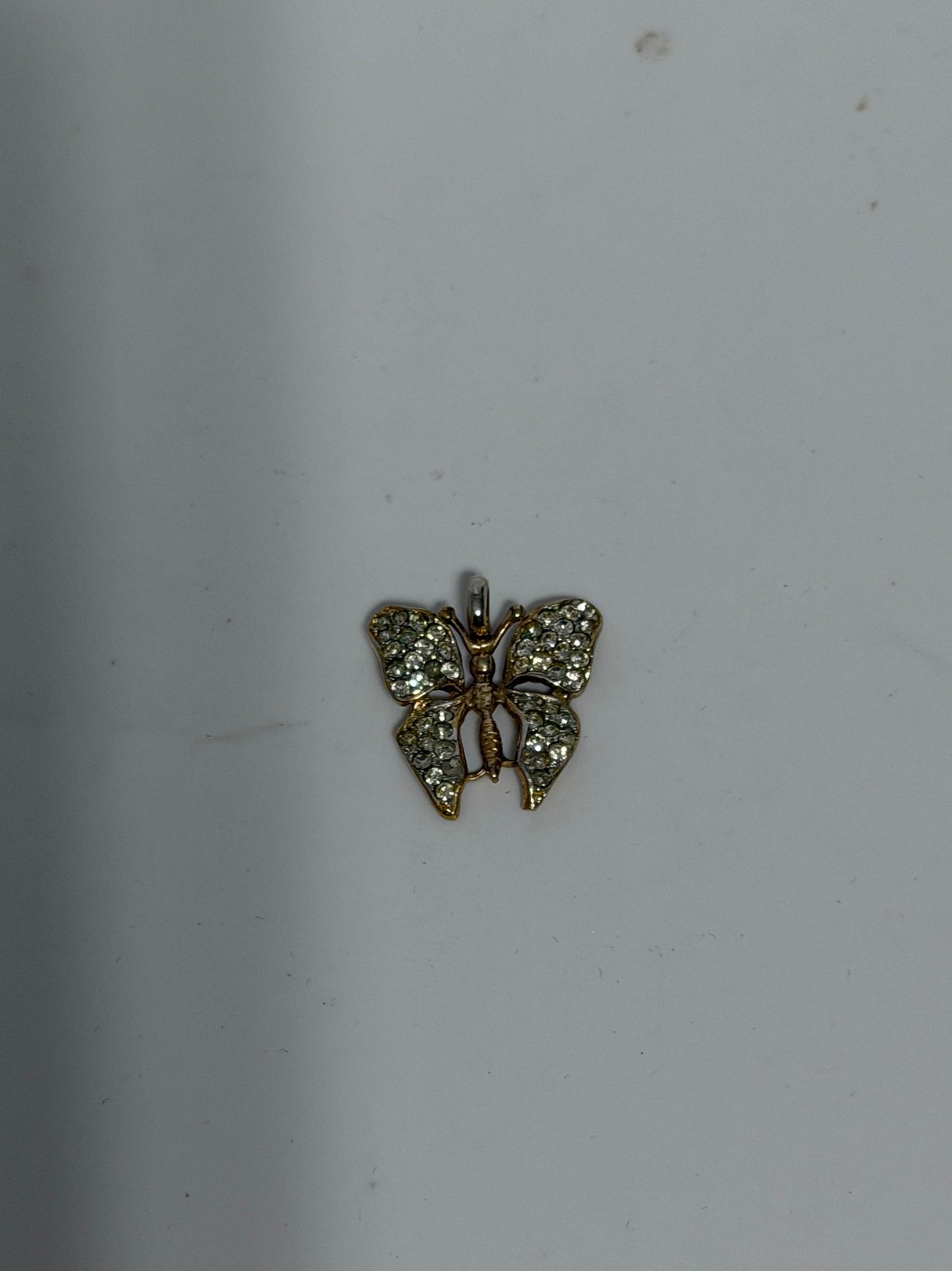 Collana in argento  con farfalla dorata con zirconi bianchi