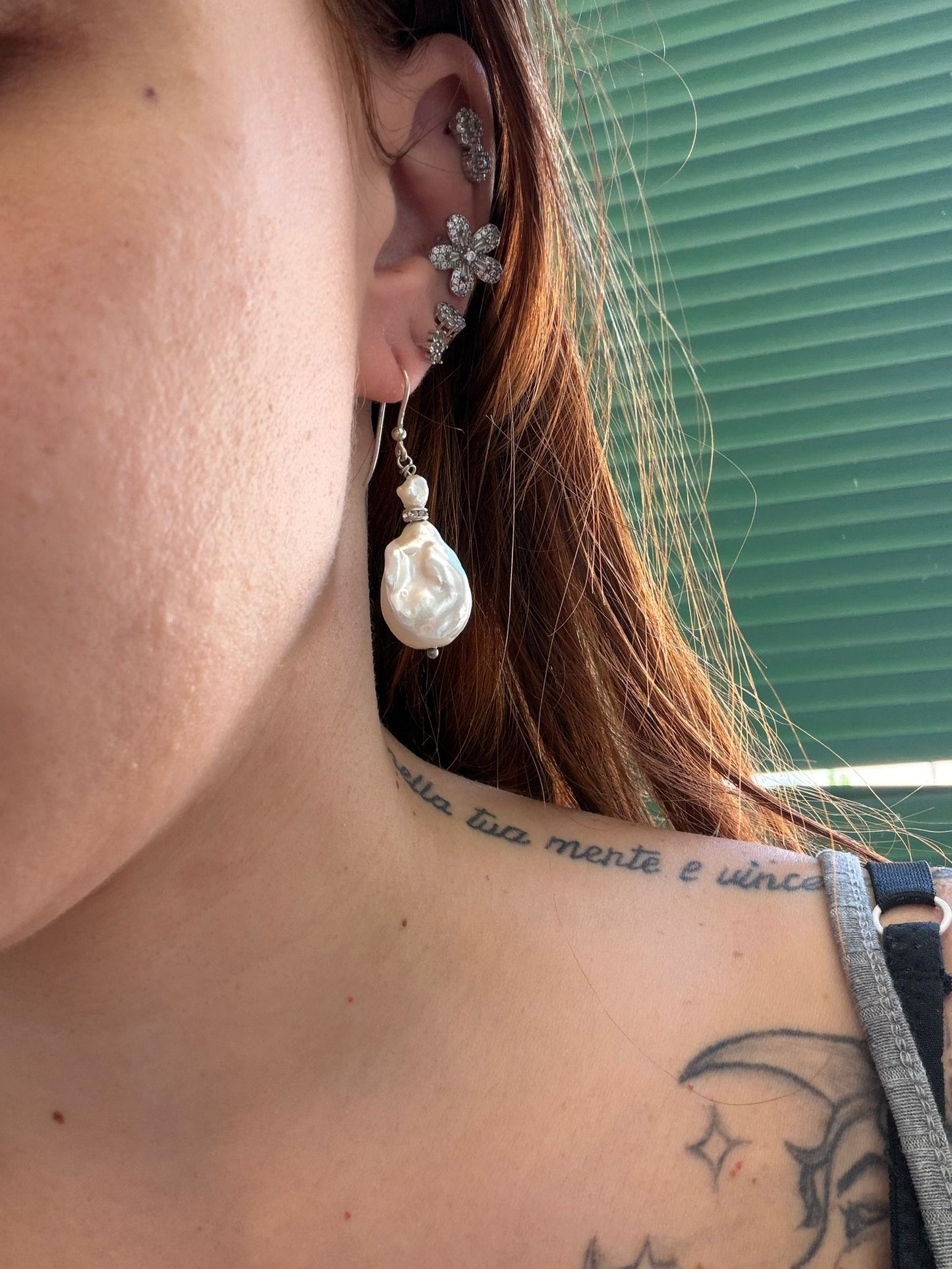 Orecchini in Argento 925 con Perla Scaramazza – Perla Barocca Naturale
