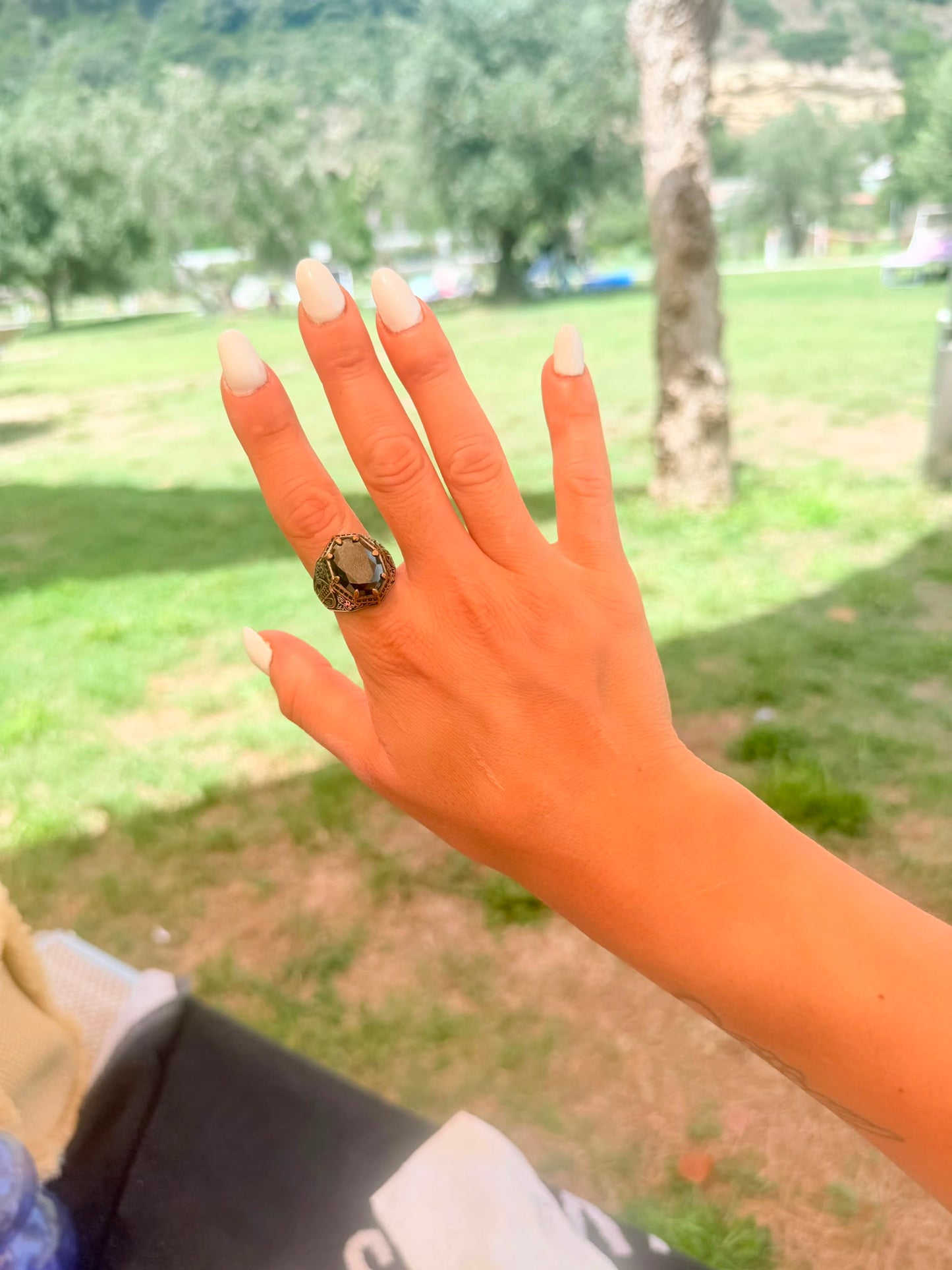 Anello Esagonale in Argento 925 con Onice Nero Sfaccettato e Serpente Laterale