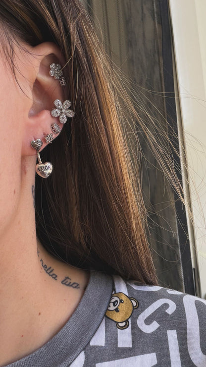 Orecchini cuore in argento 925 con smalto rosso e scritta Amore