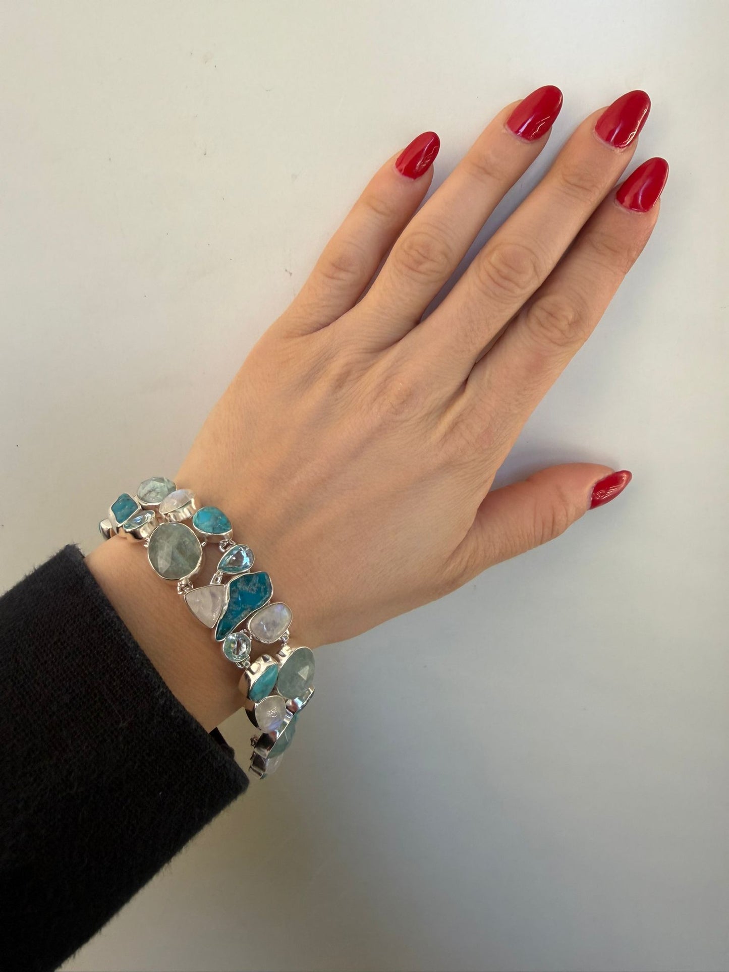 Bracciale in argento 925 con acquamarina, turchese, pietra di luna e quarzo – Pezzo Unico