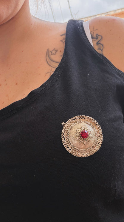 Spilla in argento 925 arte decò con pietra rossa – Pezzo unico
