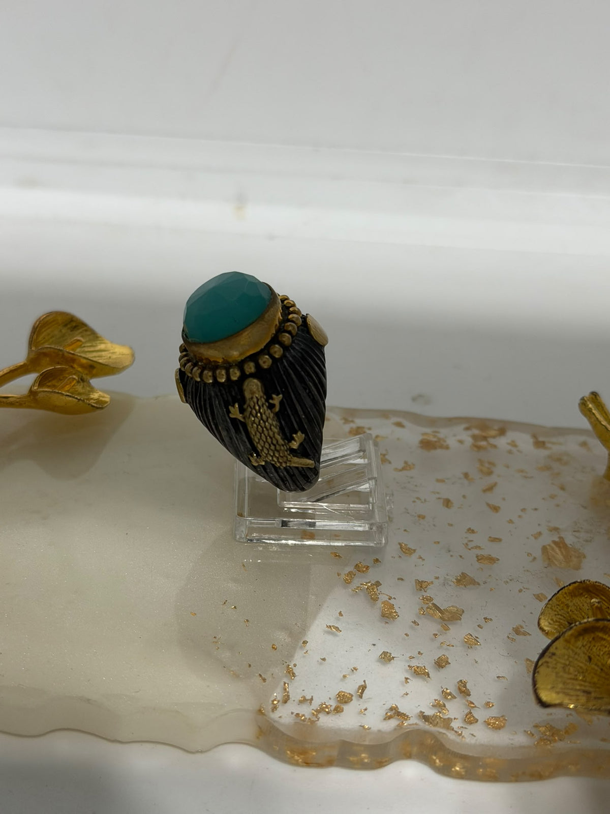 Anello in argento 925 e bronzo con calcedonio azzurro