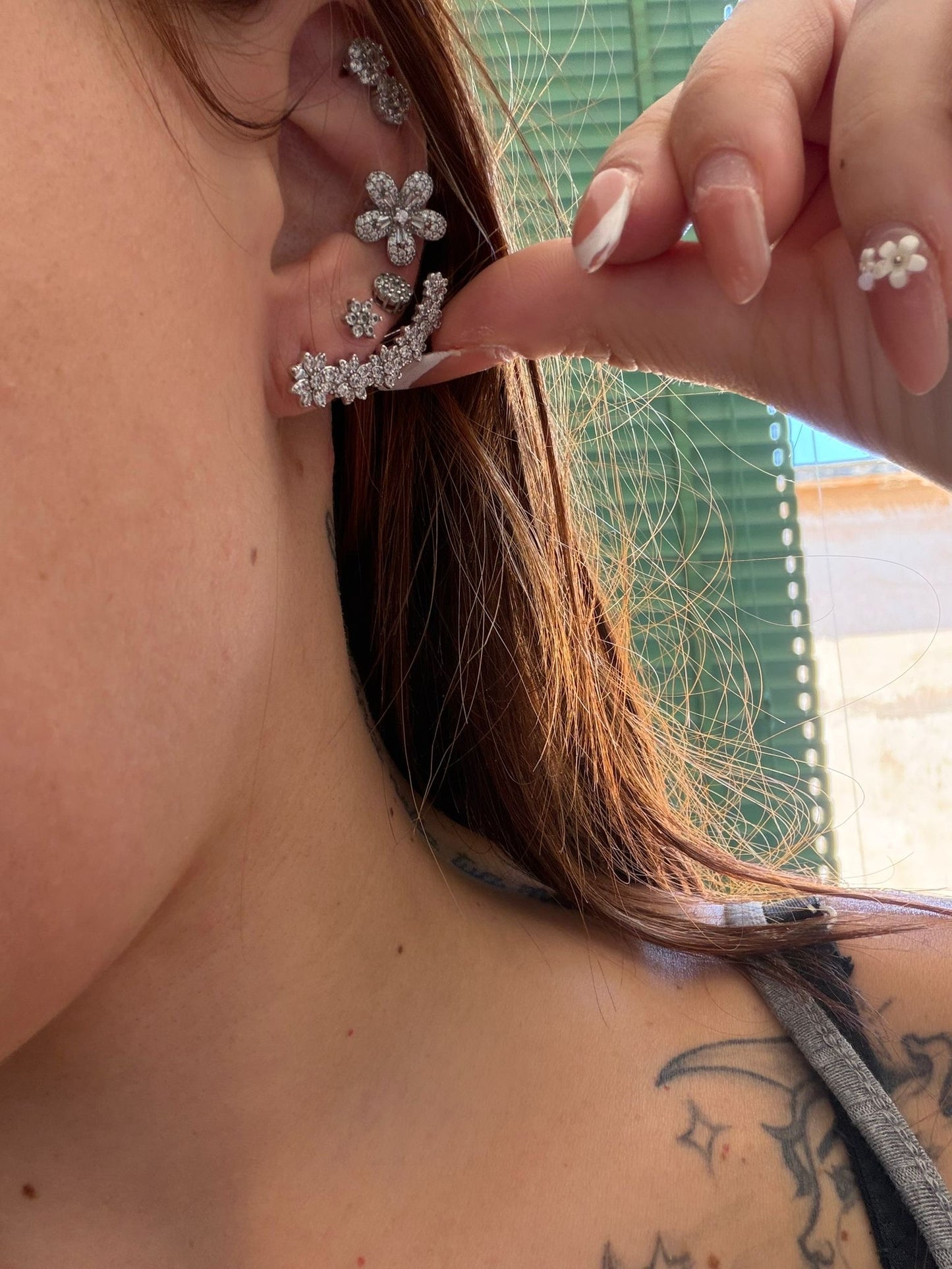 Orecchini Fiori in Argento 925 al Lobo Scalati – Design Floreale