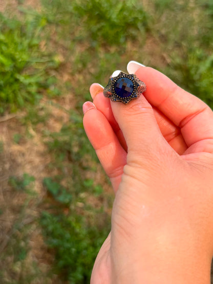 Anello in Argento 925 a Stella con Zaffiro Blu Taglio Sfaccettato