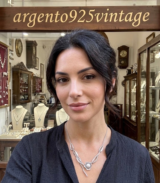 Collana in Argento 925 con Perla Bianca e Fiore