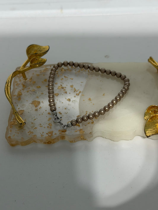 Bracciale in argento 925 con perle marroncine naturali – Pezzo Unico