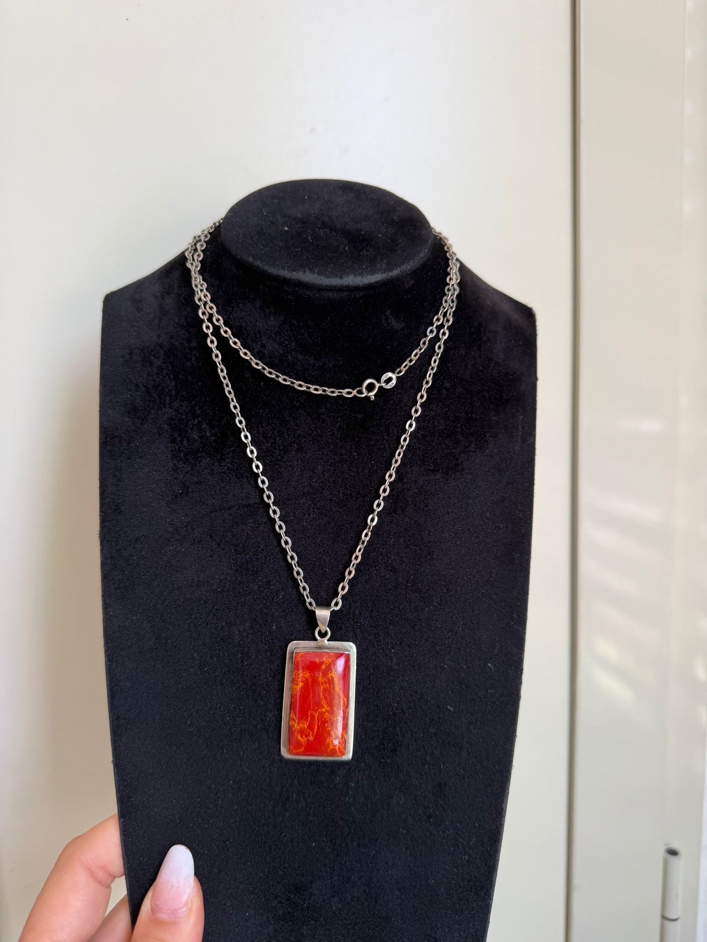 Collana in argento 925 con ciondolo rettangolare in diaspro rosso