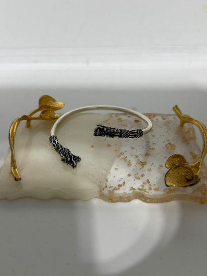 Bracciale etnico in argento 925 con teste di drago