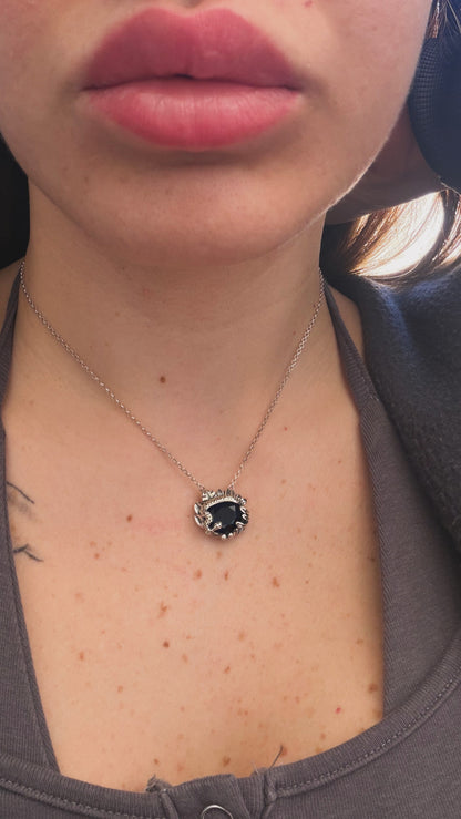 Collana in argento 925 con serpente e zaffiro blu – Pezzo Unico