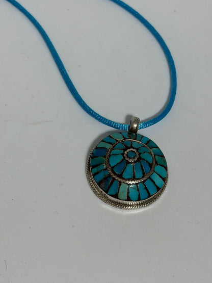 Collana in Argento 925 con Amuleto e Pietre Turchese Naturali