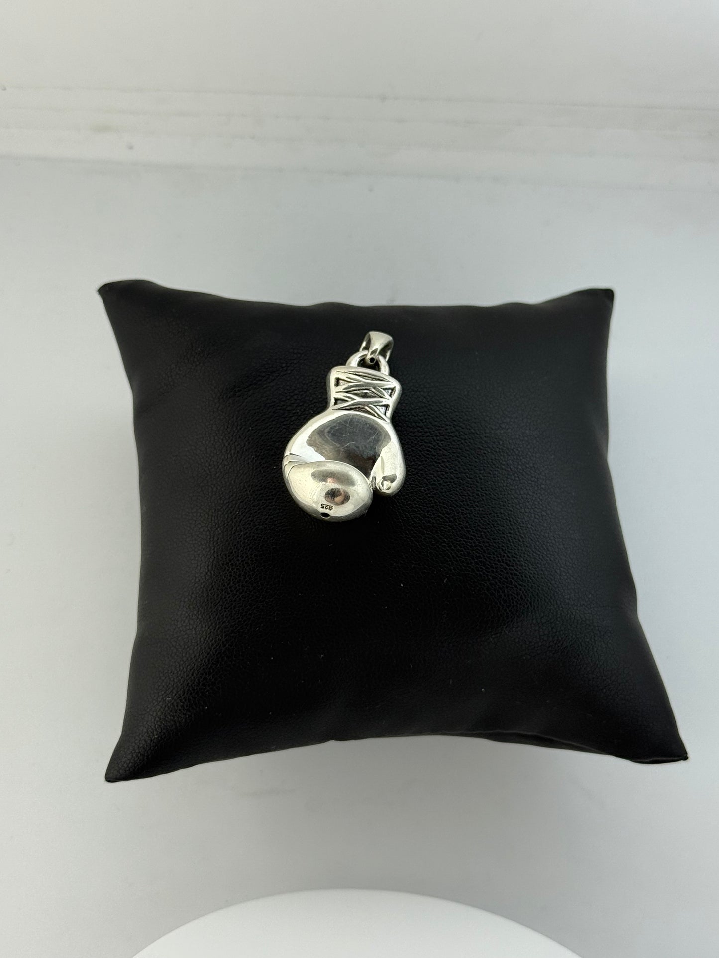 Collana in argento 925 guantone da pugile