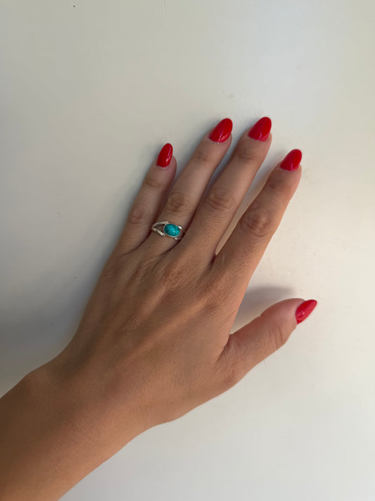 Anello in Argento 925 con Pietra Turchese – Colore e Autenticità