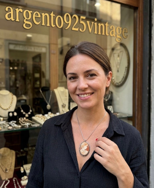 Collana in argento 925 con cammeo antico e marcasiti