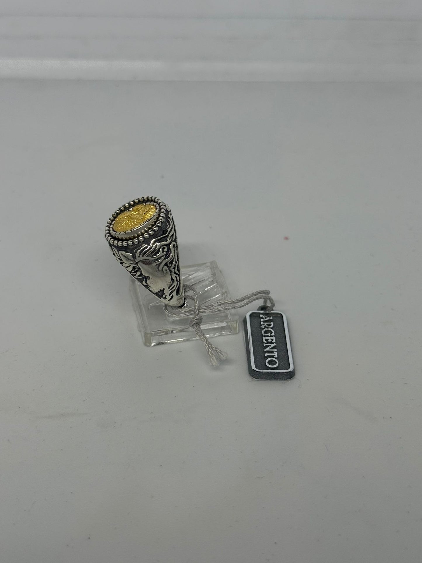 Anello in argento 925 moneta e pietra rossa