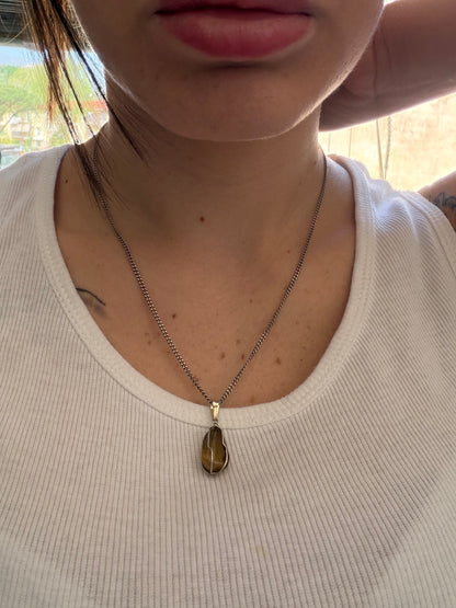Collana in Argento 925 con Ciondolo in Quarzo | Purezza e Luce