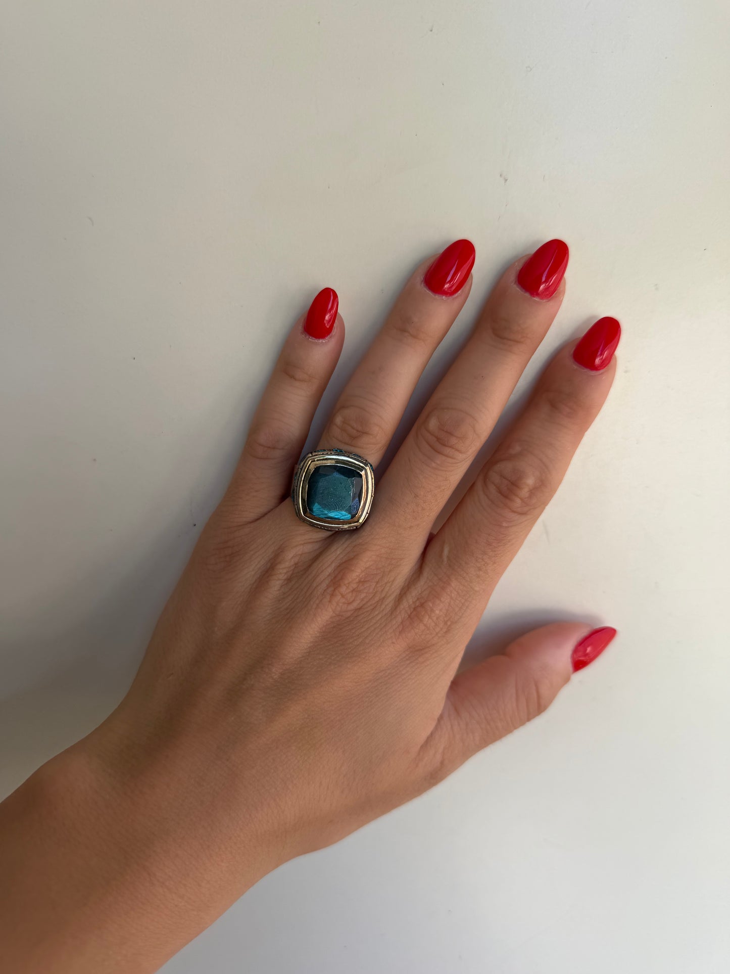 Anello in Argento 925 con Abalone e Topazio Azzurro – Gioiello Artigianale