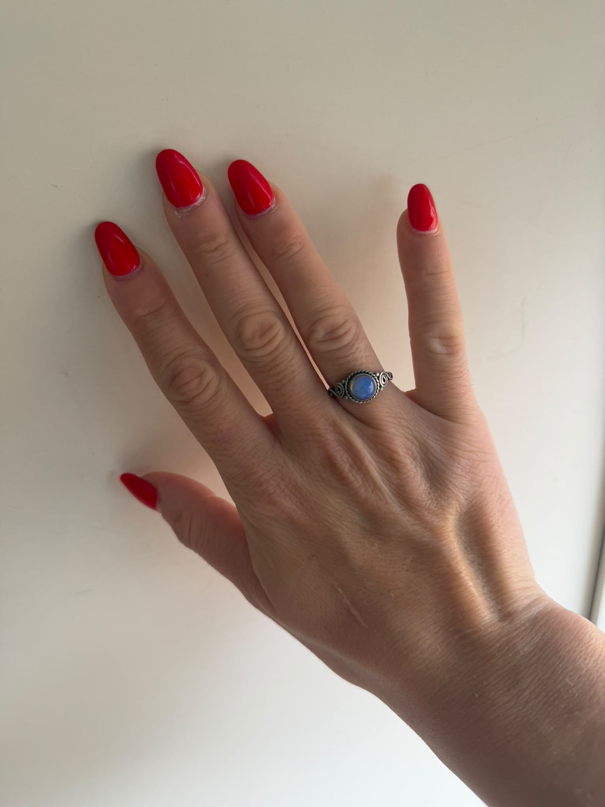Anello in argento 925 con pietra di luna – Misura 16