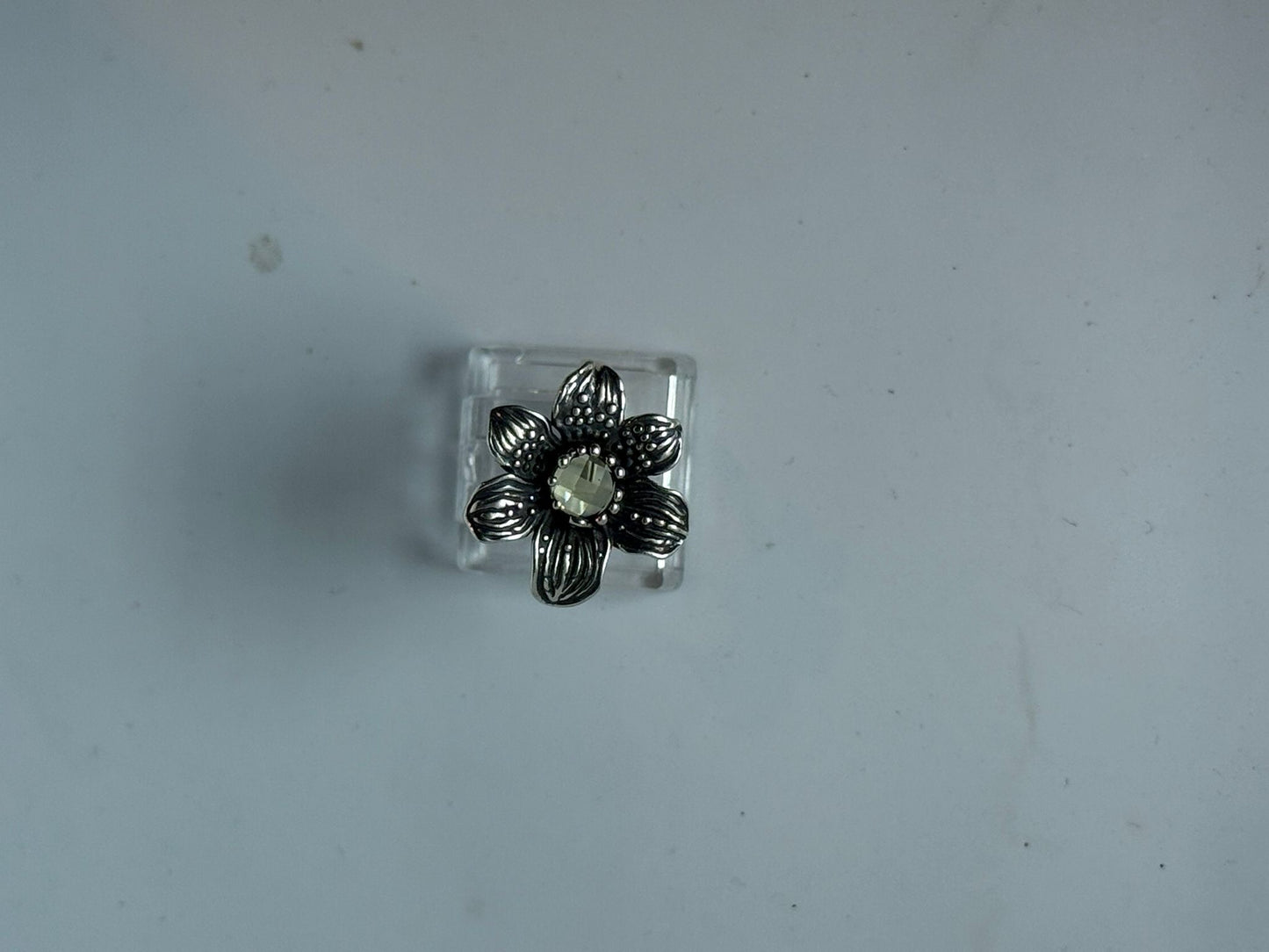 Anello Fiore Argento 925 con Pietra Centrale Gialla | Regolabile | Pezzo Unico