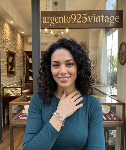 Bracciale Bombato in Argento 925 con Cuori Traforati – 20/21 cm