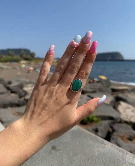 Anello in argento 925 radice di smeraldo