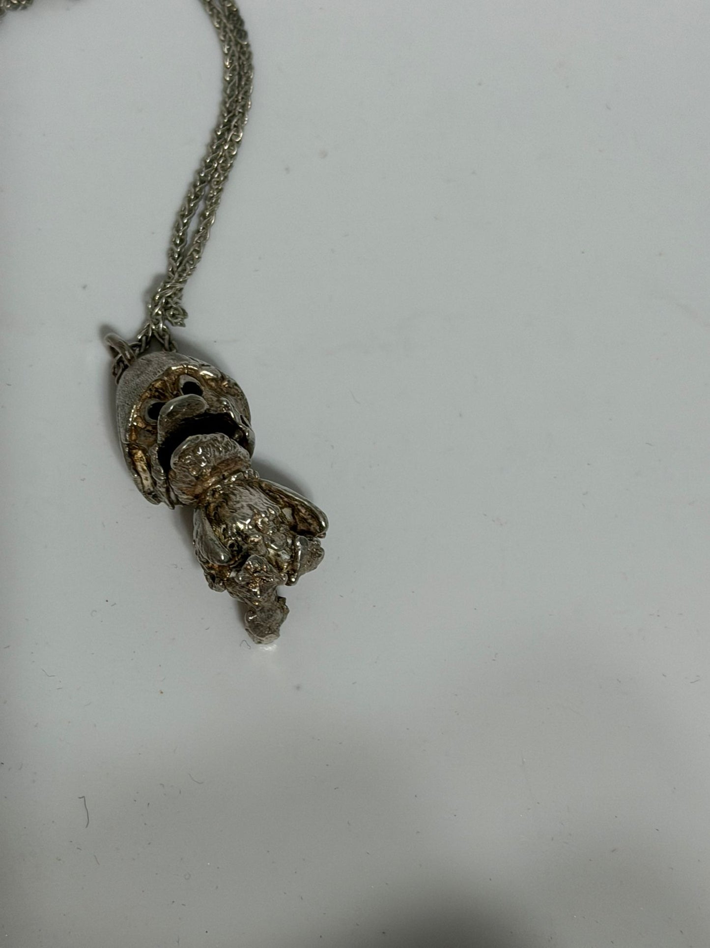Collana in Argento 925 con Ciondolo Calimero Snodabile Smaltato – Pezzo da Collezione