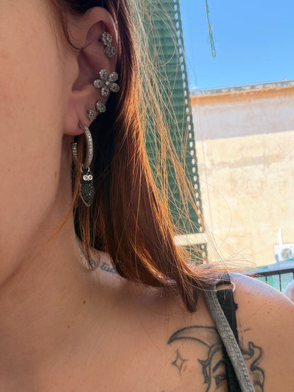 Orecchini a Cerchio in Argento 925 con Gufo Pendente e Zirconi – Simbolo di Saggezza